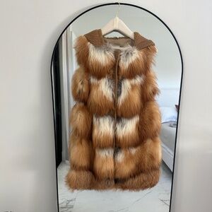 Unique VIOLANTI Red Fox Fur Gilet (Vest) with Knit Hood - Made in Italy